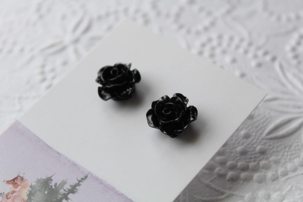 10mm Black Flower Earrings