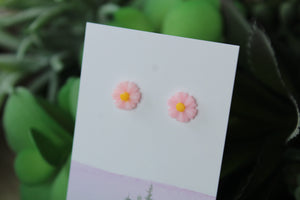 Light Pink Daisy Earrings