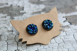 10mm Blue/Green In A Gunmetal Stud