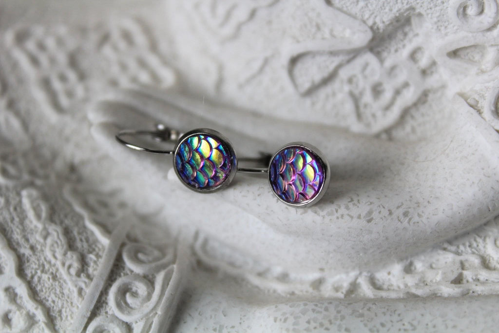 8mm Purple Mermaid Earrings