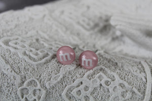 8mm light pink m&m earrings