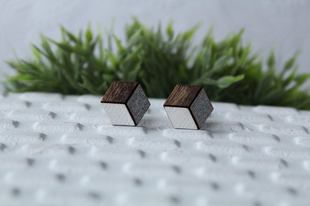 Wood White/Metallic Grey Earrings