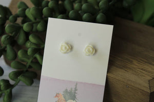 8mm White Flower Earrings