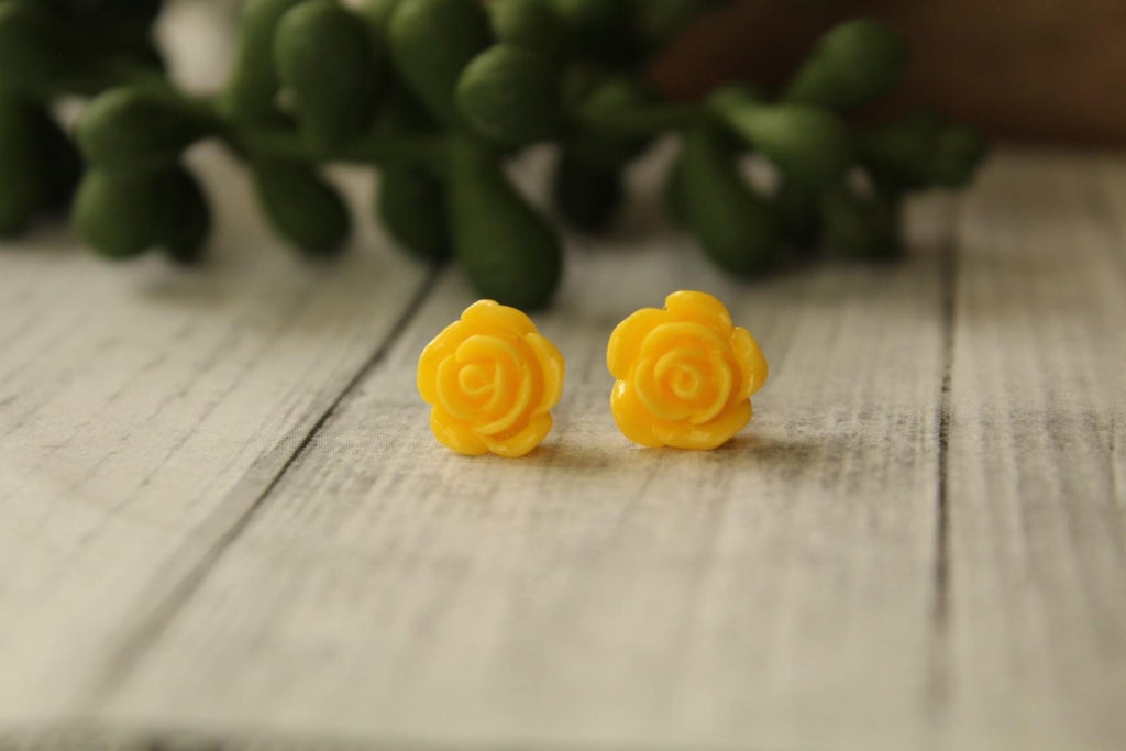 8mm Yellow Flower Earrings