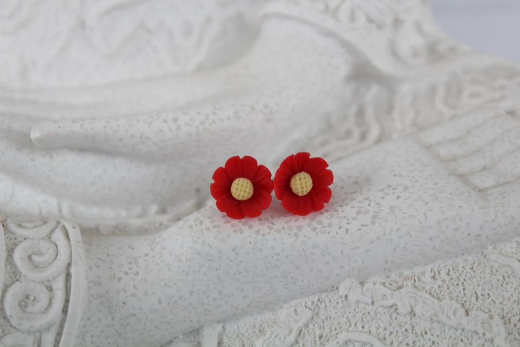 8mm red/yellow flower earrings
